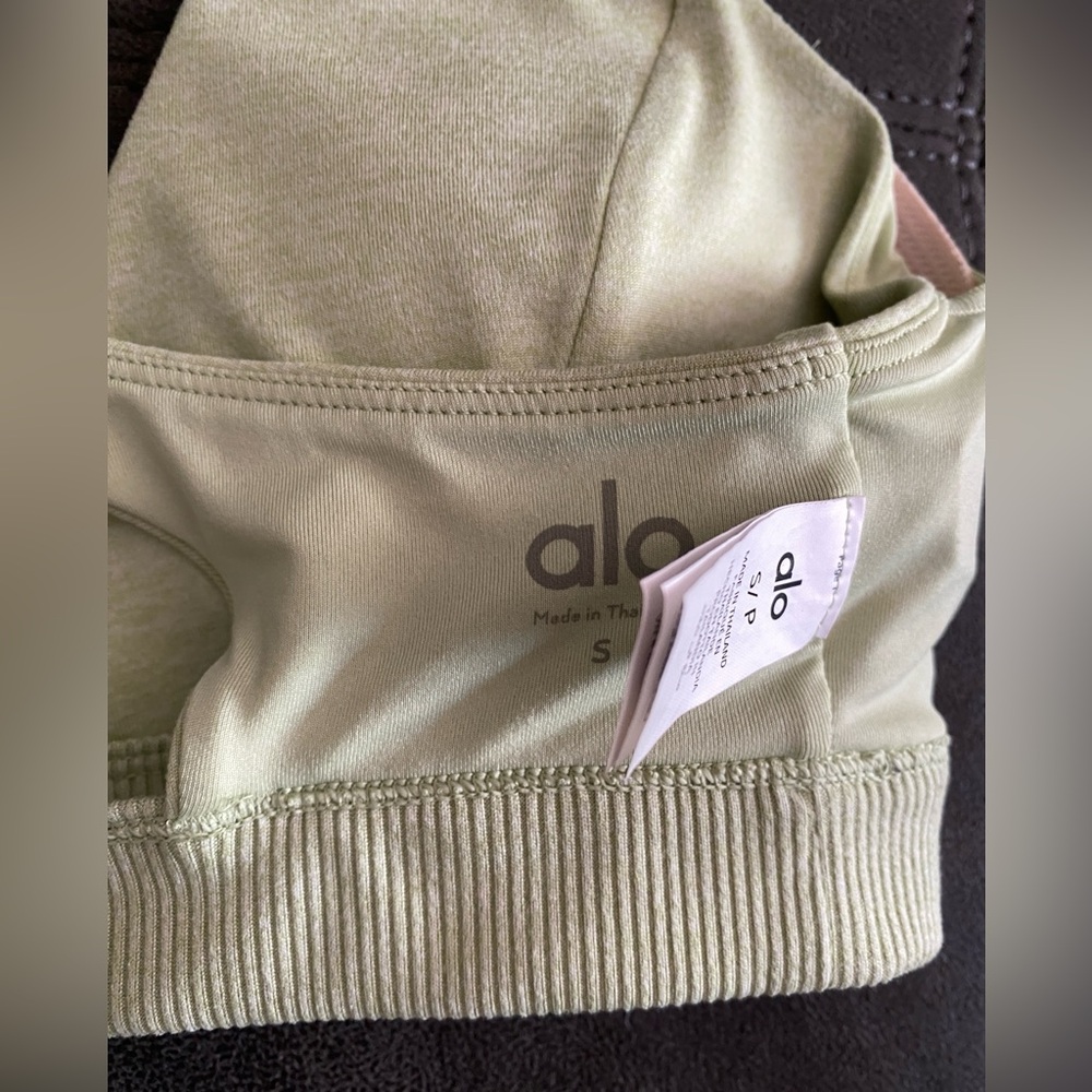 Alo Yoga Leggings & Bra set XS/SM - Picture 7 of 12